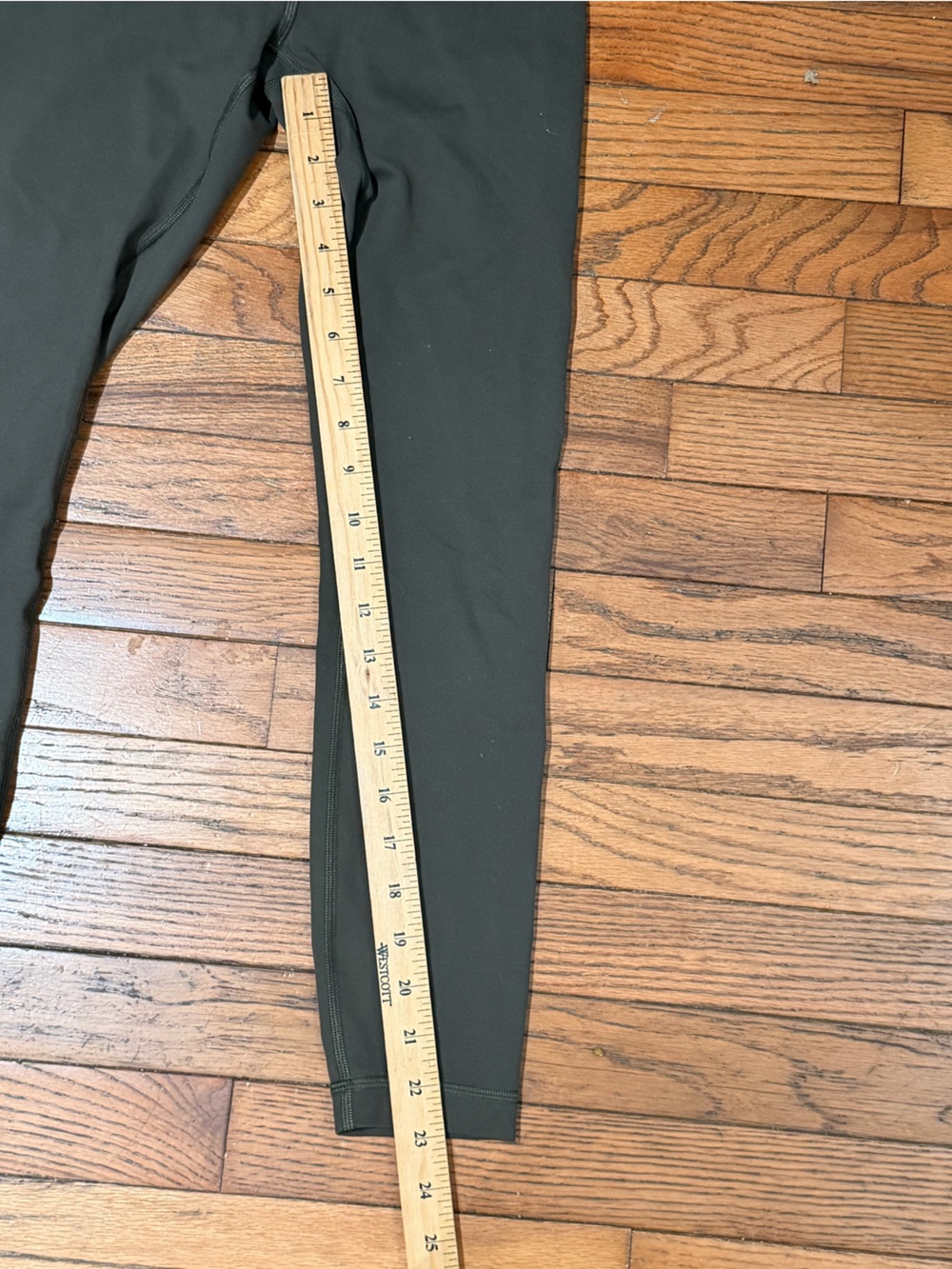 lululemon athletica Olive Green High-Waist Leggings - Picture 5 of 6